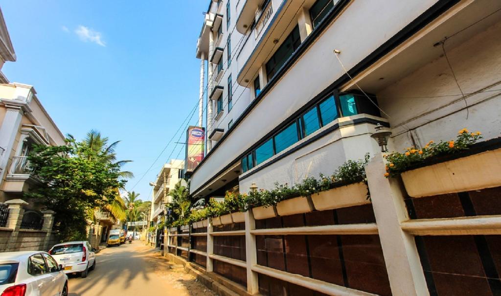 Hotel Pigeon International Bengalúr Exteriér fotografie